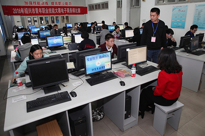 【圖文】崇尚技術(shù)之長:我校承辦市職業(yè)技能大賽